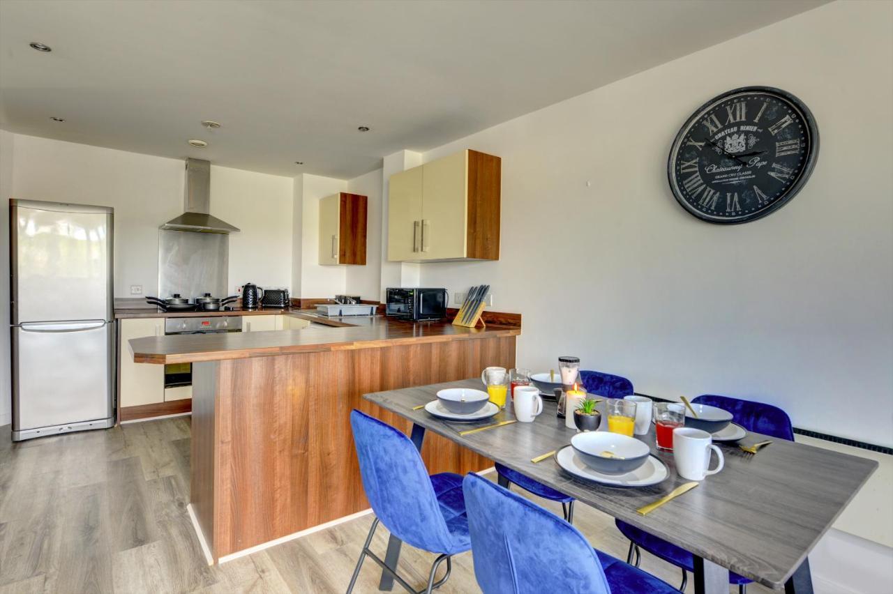 Spacious - Penthouse 2 Bed Apartment With Secure Allocated Parking Sheffield Luaran gambar