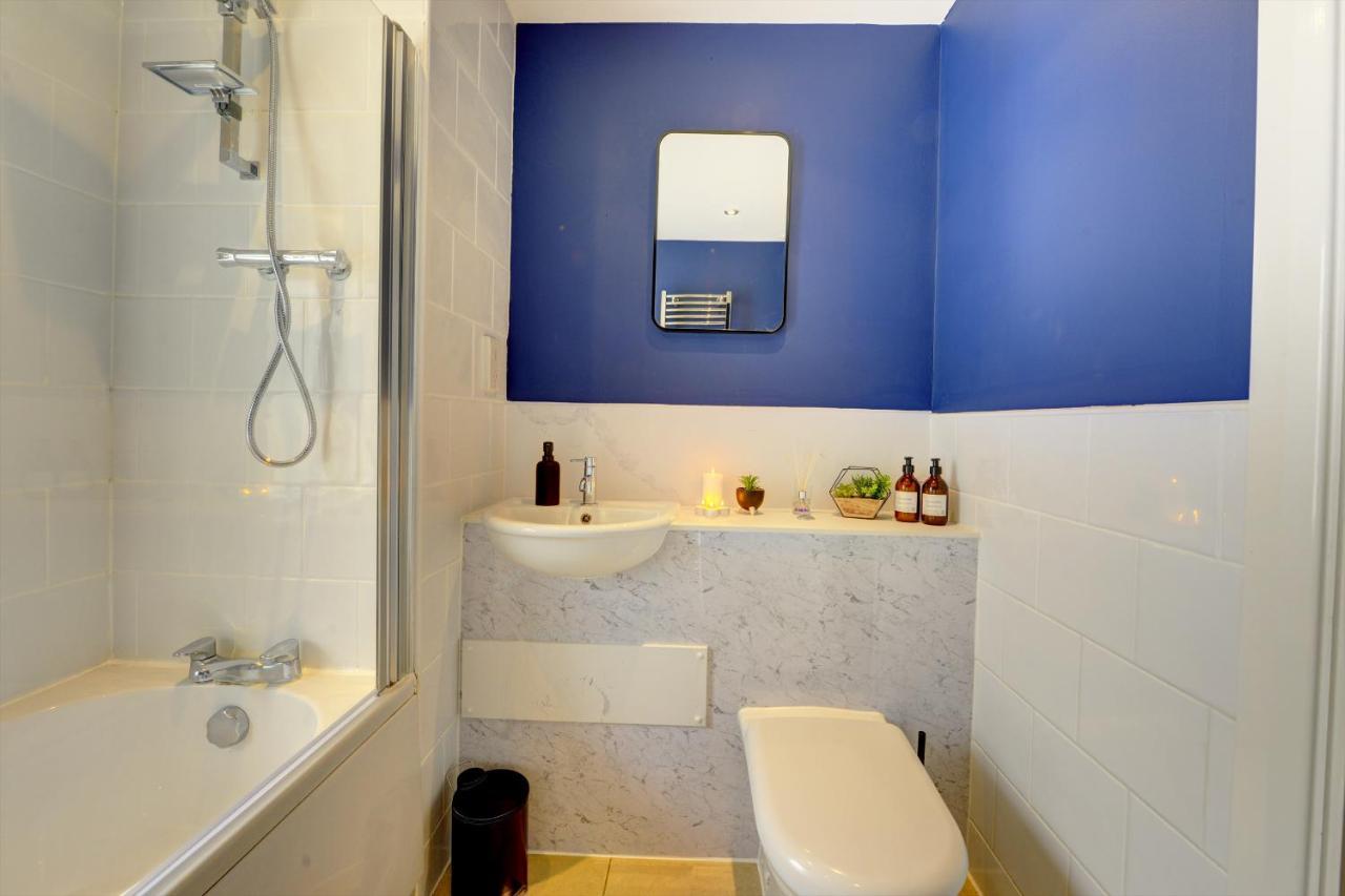 Spacious - Penthouse 2 Bed Apartment With Secure Allocated Parking Sheffield Luaran gambar